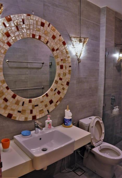 Boutique Studio- Riverine Diamond Kuching Bagian luar foto